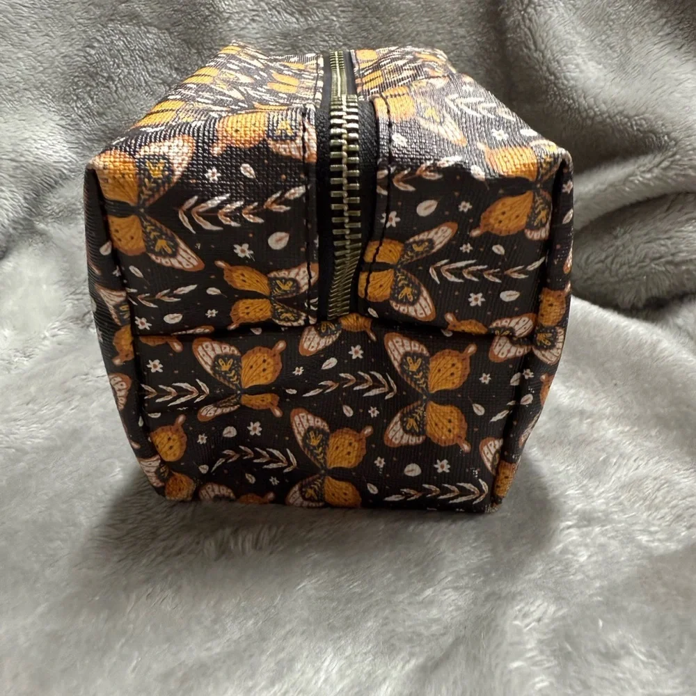Revive Vintage Chic Butterfly Cosmetic Bag - Black and Yellow